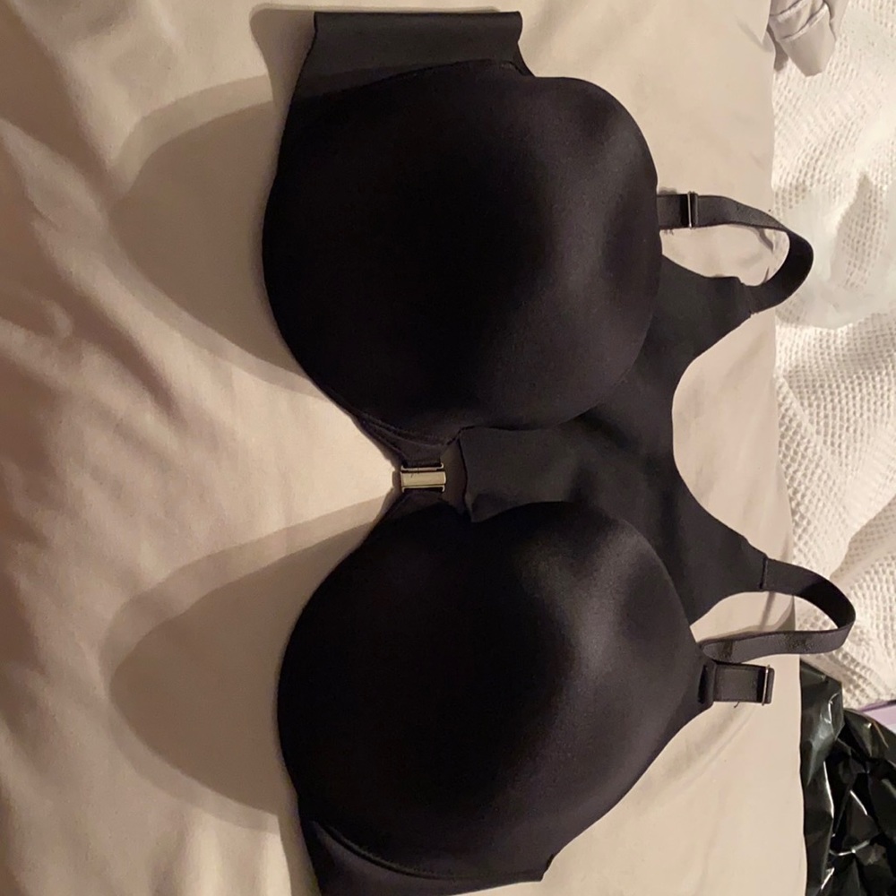 Soma 40C Vanishing Back Full Coverage Bra